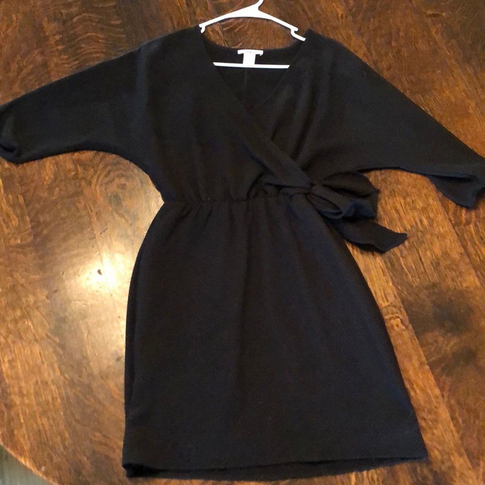 Black tie waist dress